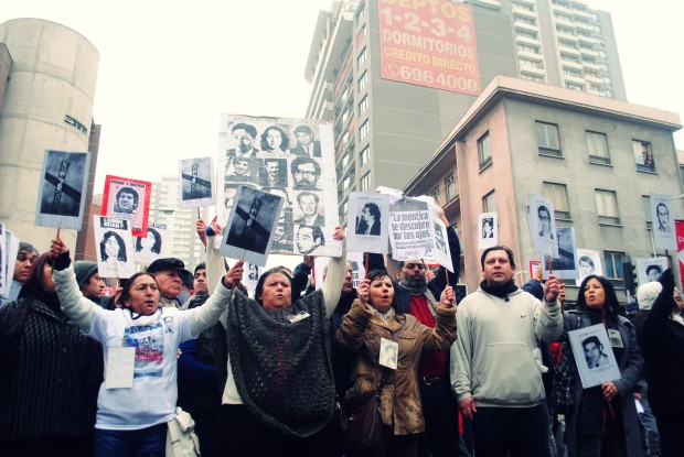 NO al homenaje a pinochet!