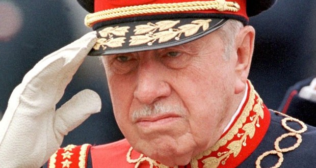 Pinochet vive