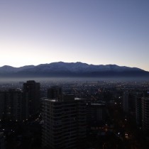 Amanecer santiaguino de otoño. Amanecer santiaguino de otoño.