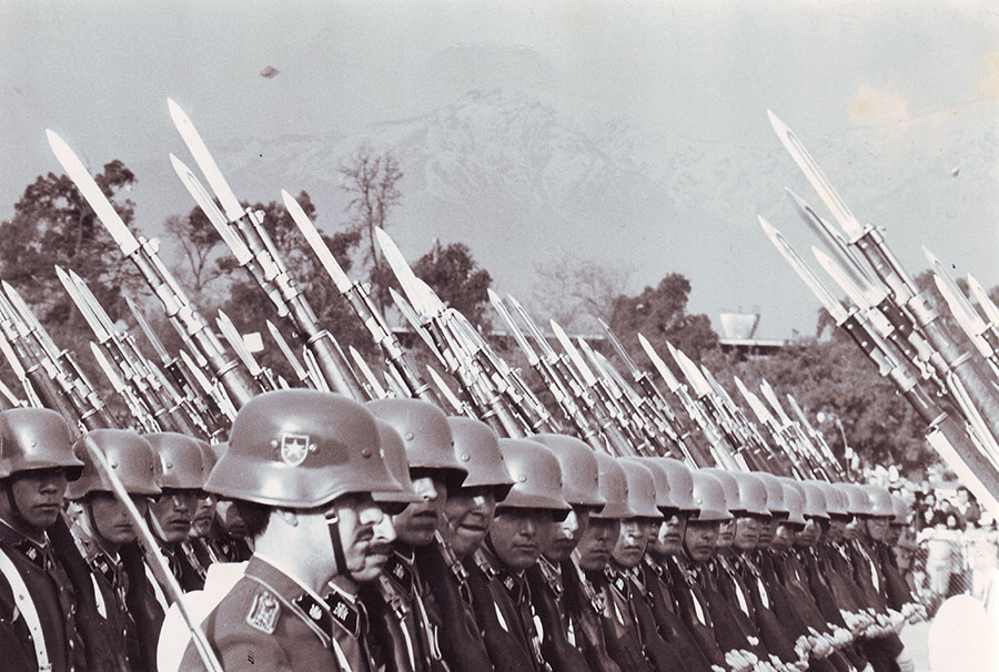 Claves para entender a las Fuerzas Armadas. Imagen versus... Claves para entender a las Fuerzas Armadas. Imagen versus...